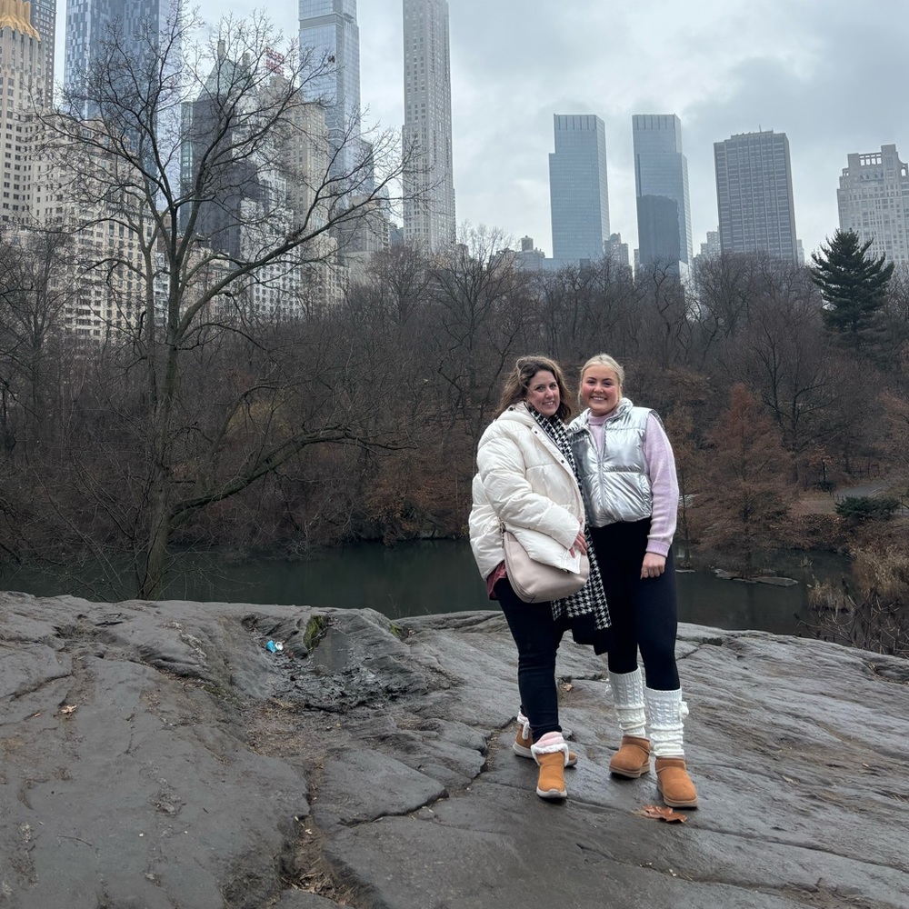 Meet your Posher, Elise